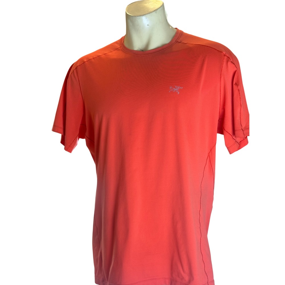 Arcteryx Mens Motus Crew Neck Short Sleeve Shirt Orange Gorpcore Hiking Tee